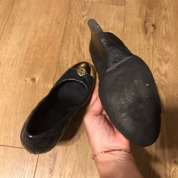 Tory Burch, Kaitlin Quilted Leather Wedge Heel, Dark Blue Size 7.5 - Picture 8 of 12
